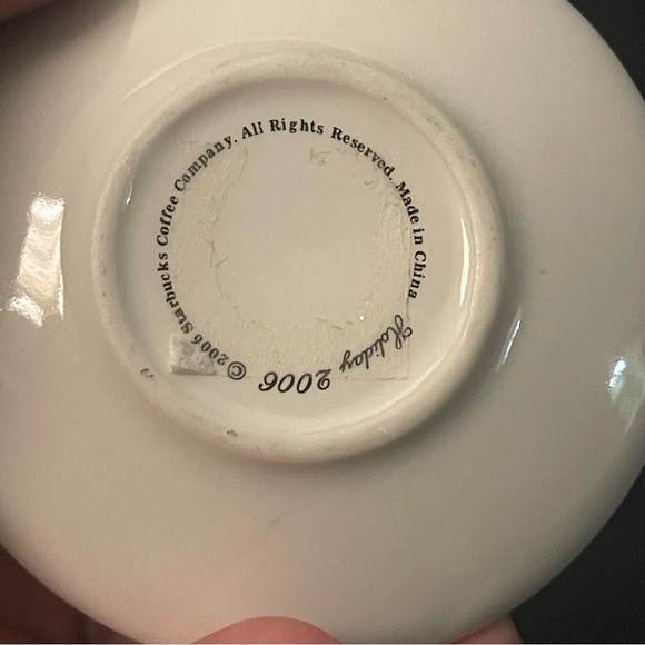 2006 Starbucks Xmas ornament - Picture 3 of 5